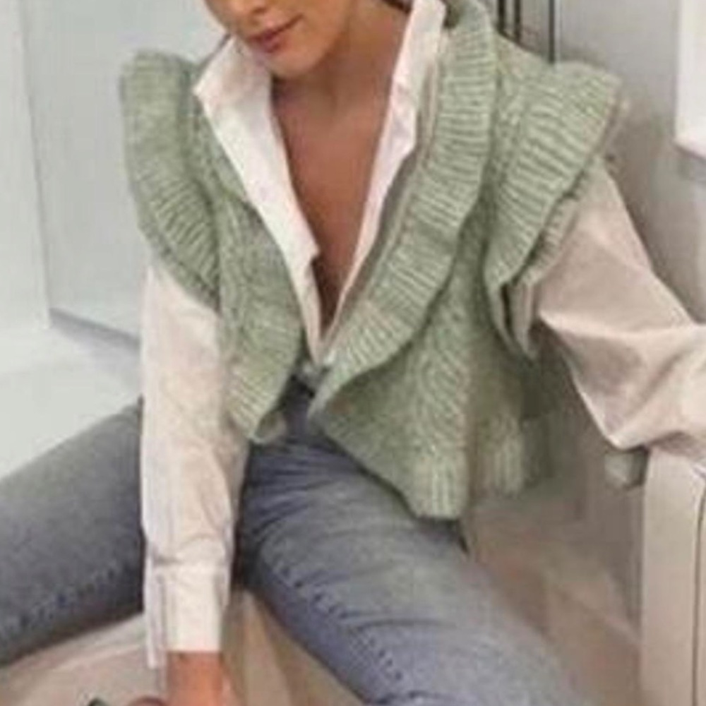 Zara Cable-Knit Ruffle Open Sleeveless Cardigan Sweater Green M - Picture 1 of 5